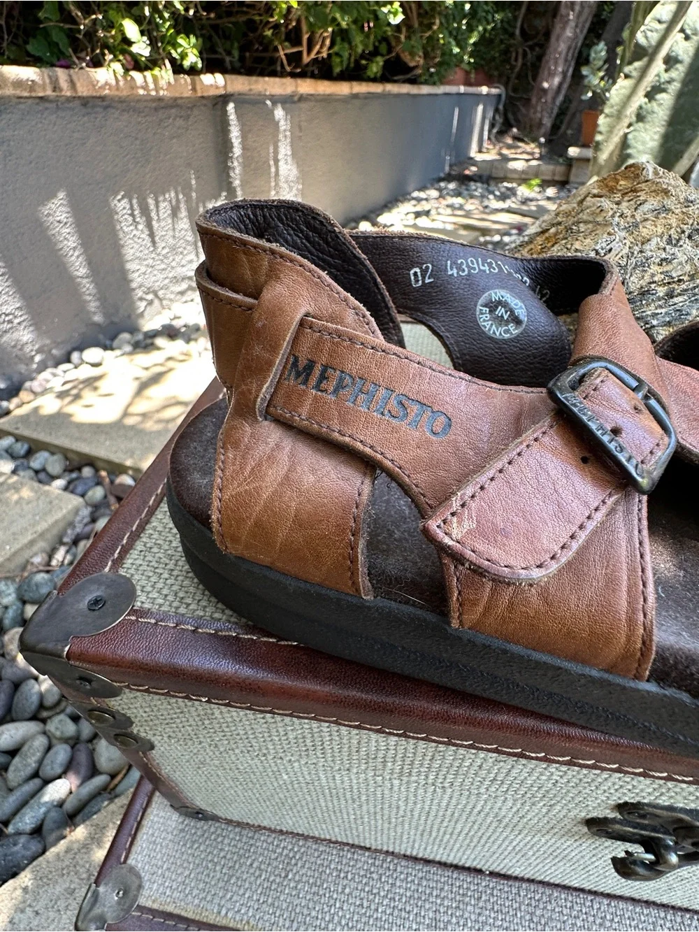 MEPHISTO Men's Brown/Tan Leather Fisherman Sandals